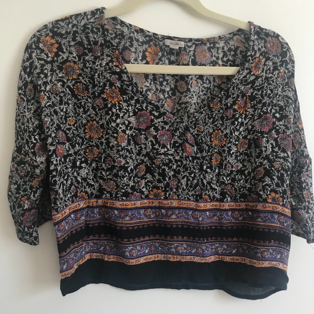 Ecote cropped floral blouse top